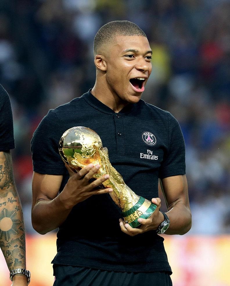 勇士137-103国王迎4利好！巴特勒带替补太强，3将找到最佳状态